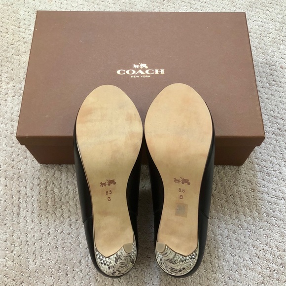 COACH heels, snake print, size 8 - Picture 4 of 4
